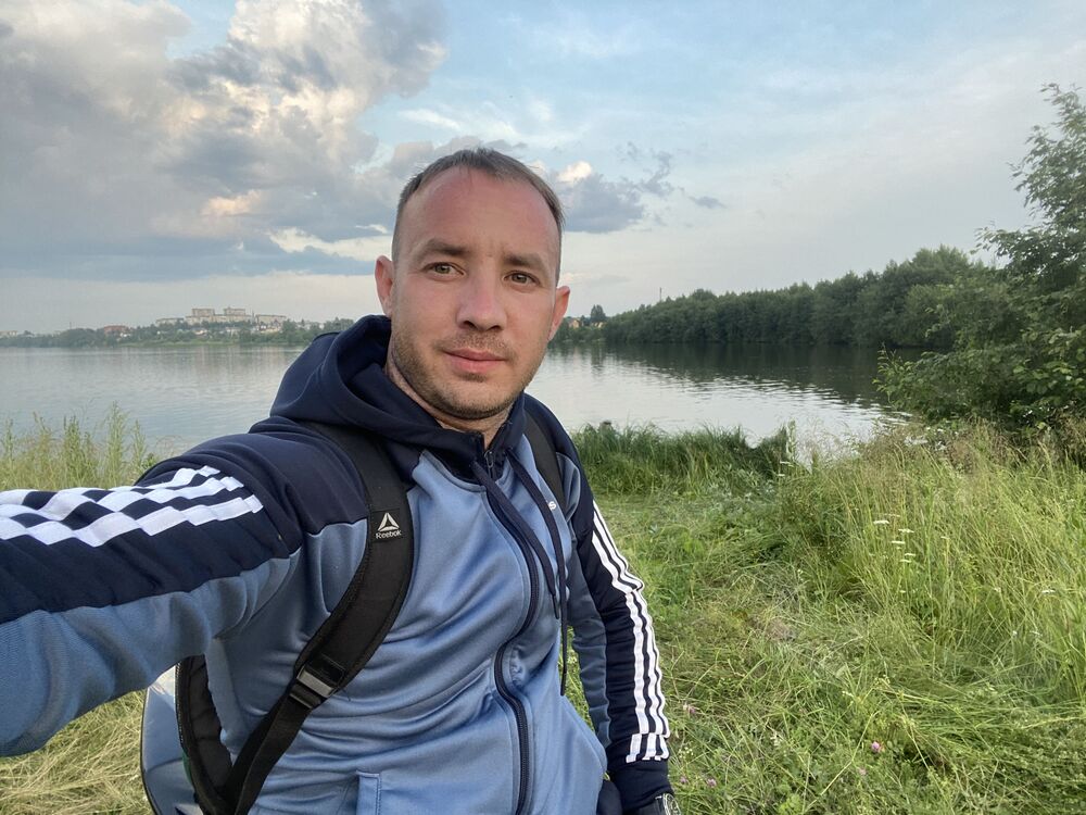  ,   Slava, 35 ,   ,   