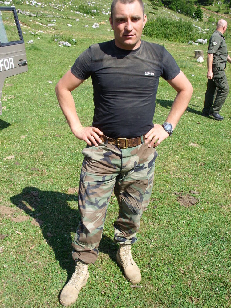  10903028  MD ARMY, 37 ,    