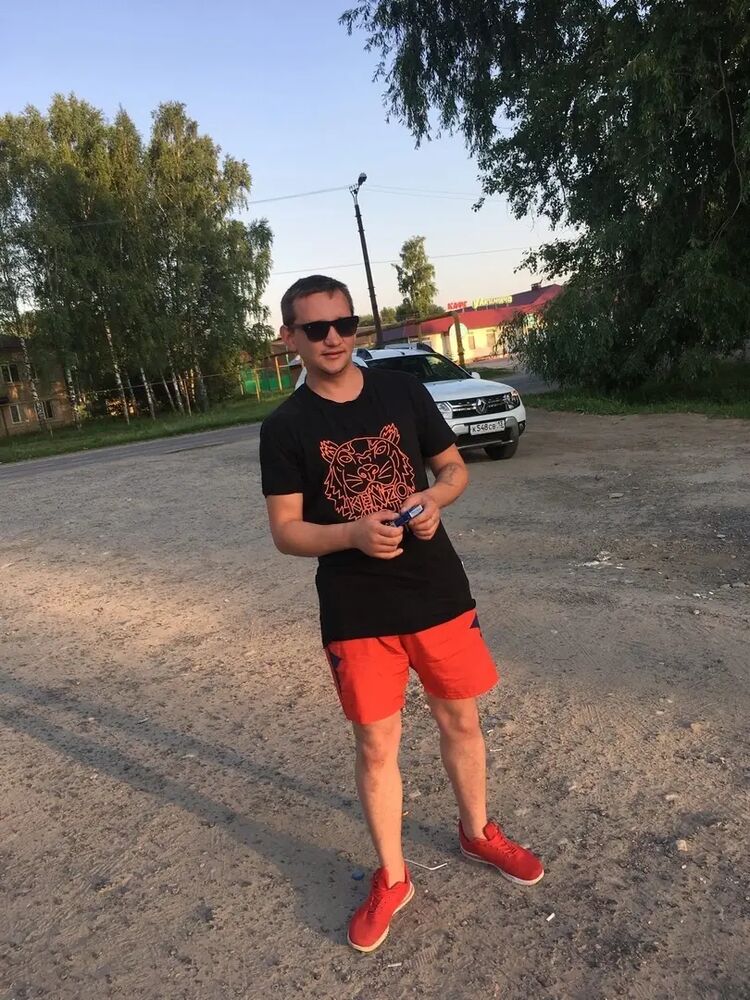  ,   Dmitry, 28 ,   ,   , c , 