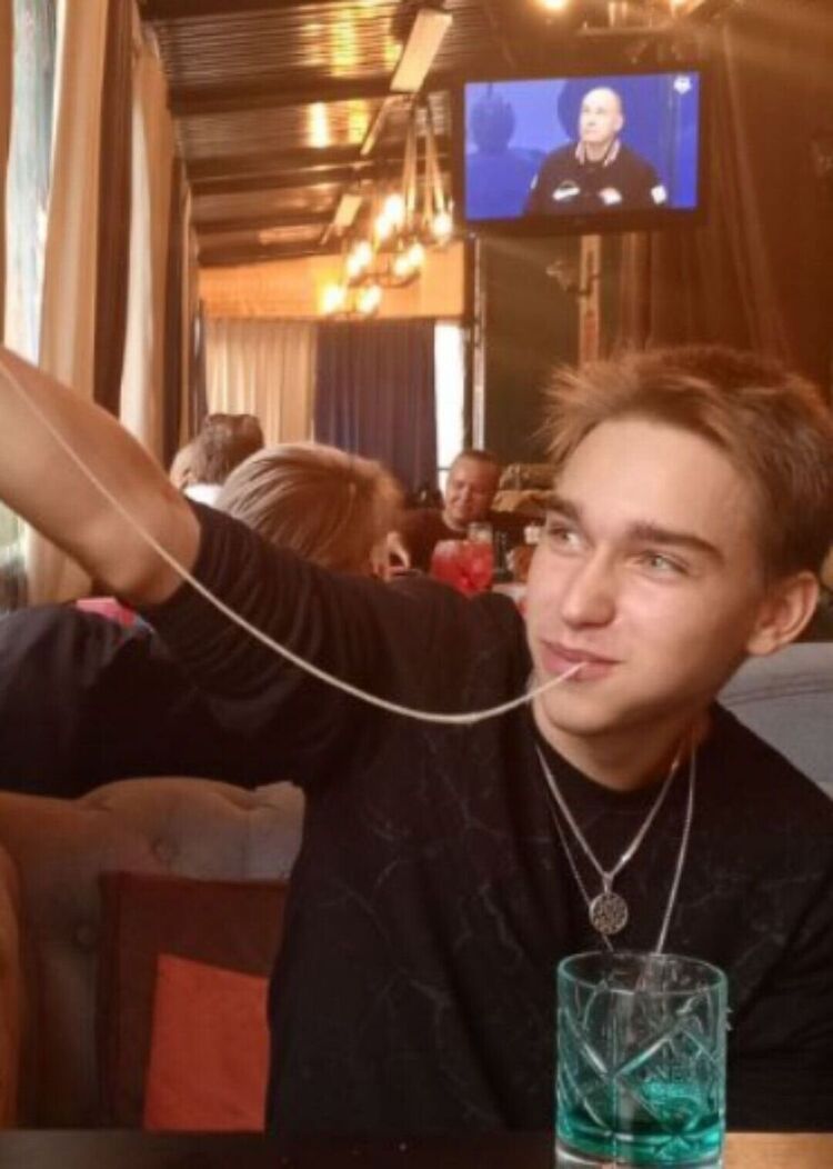  48675948  , 20 ,    