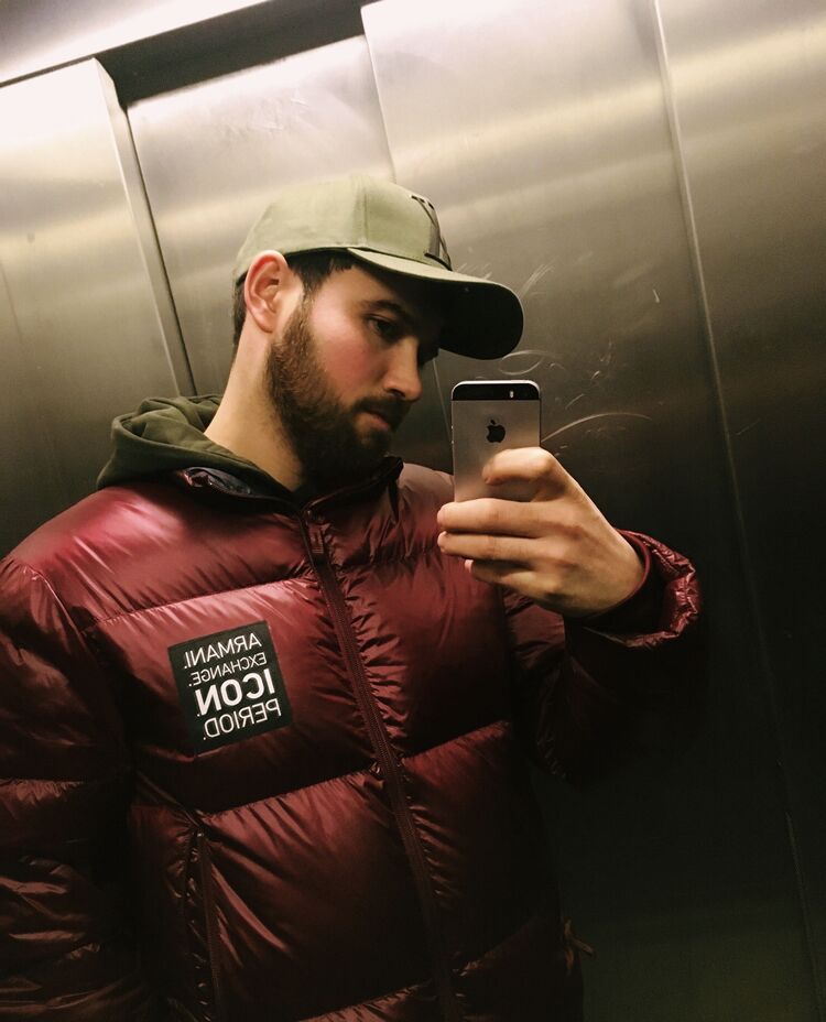  38222558  Doniyor, 36 ,    