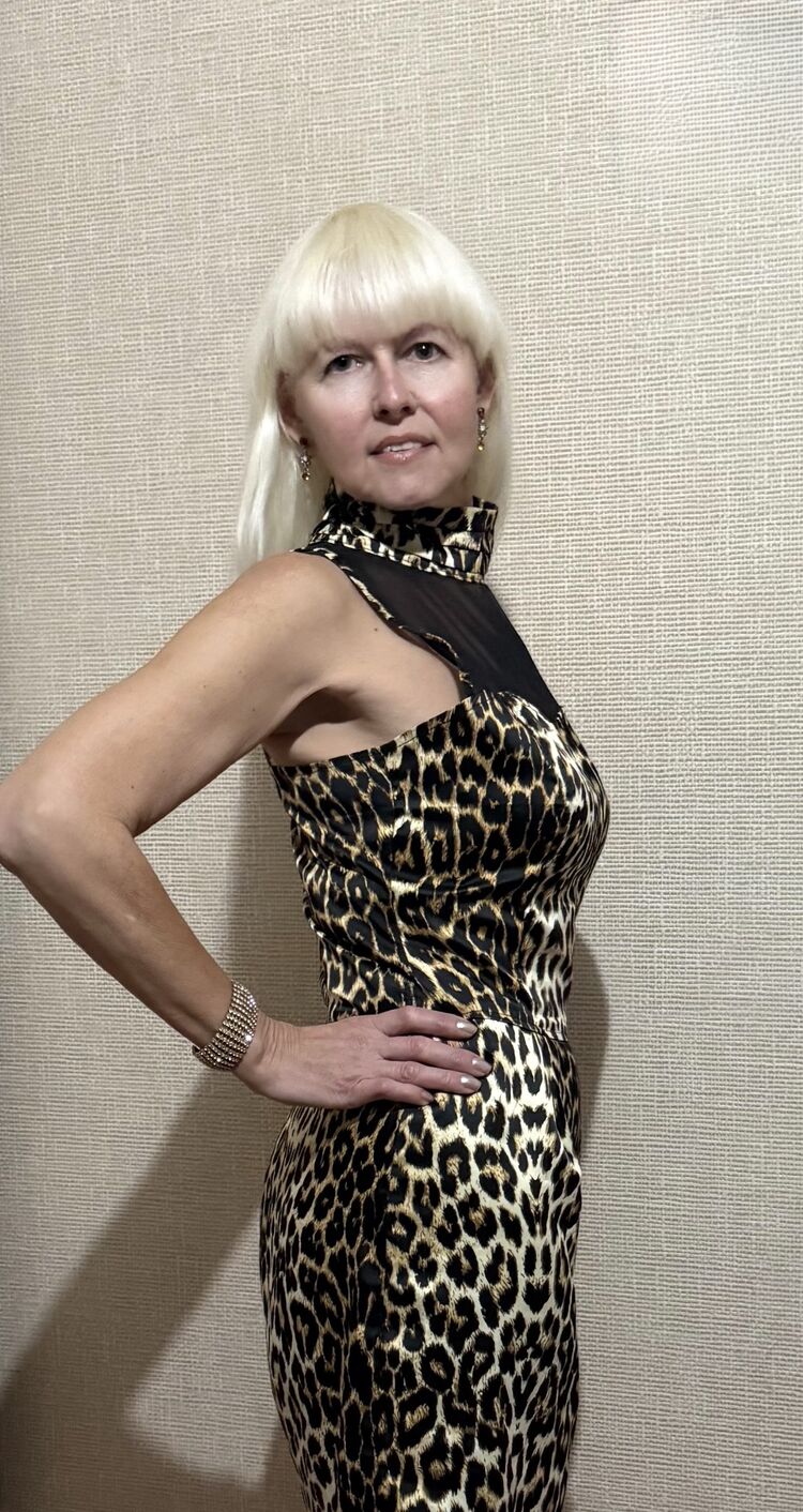  54475068  MILA, 55 ,    