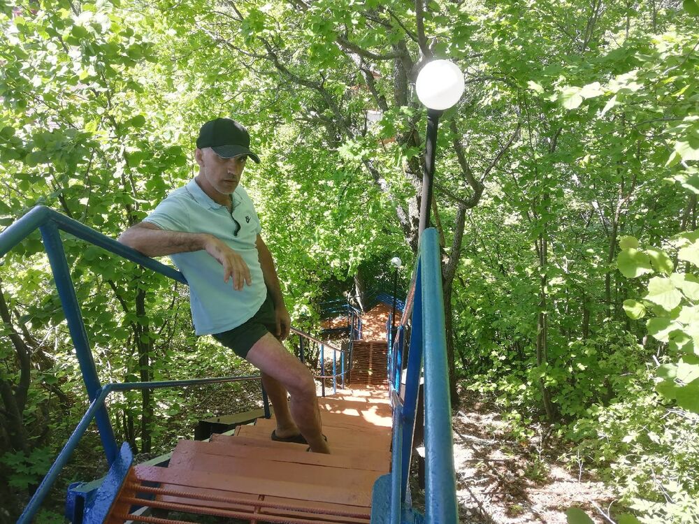  ,   Rovhan, 50 ,   