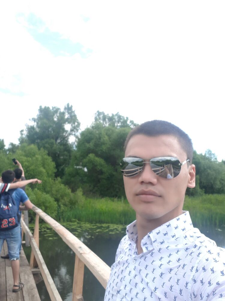  12737598  Ali, 33 ,    