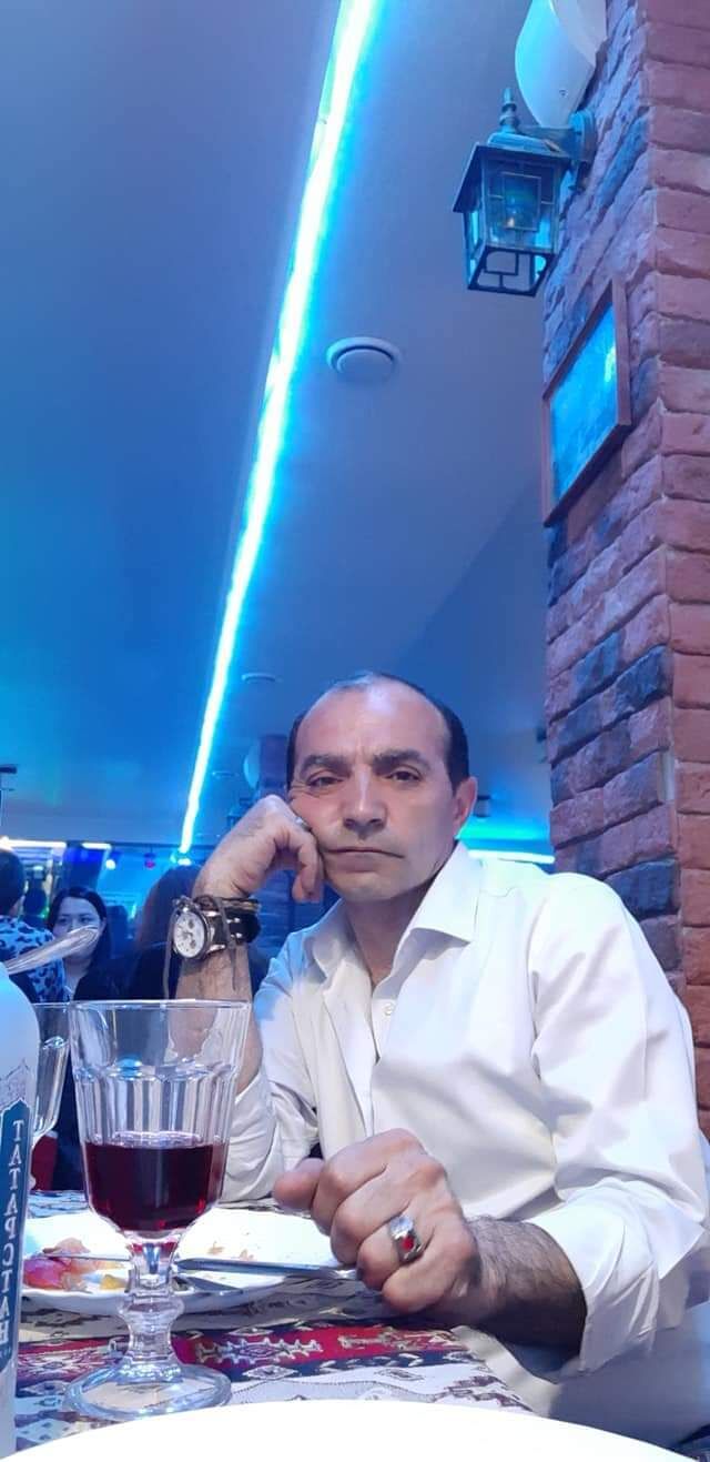  26055658  Murat, 51 ,    