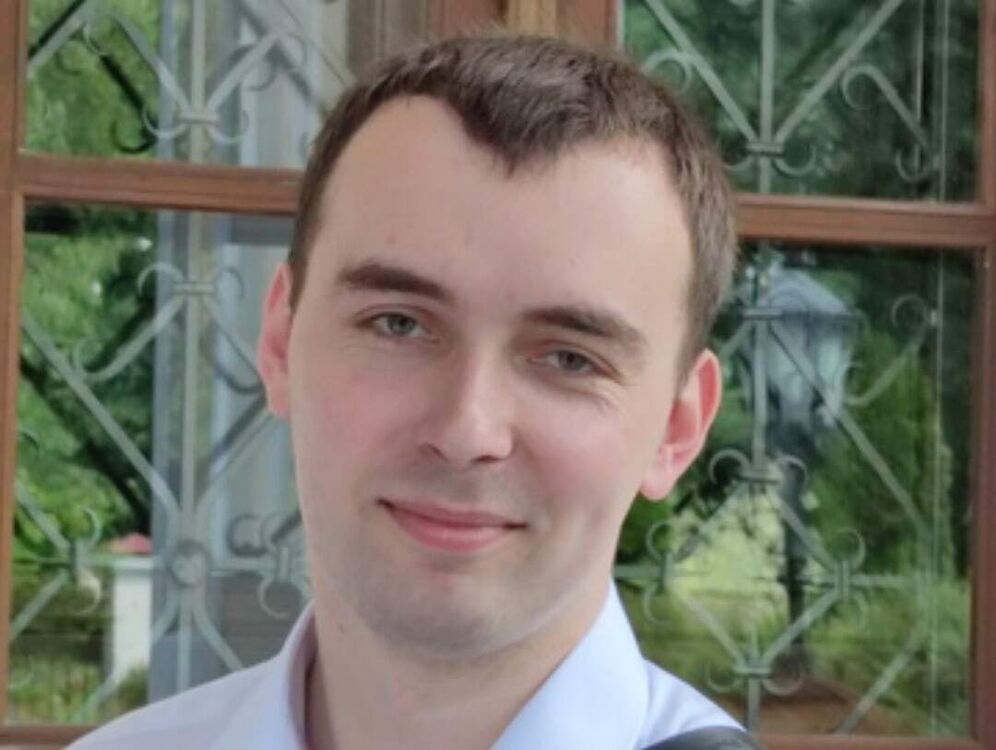  53315798  Slava, 30 ,    