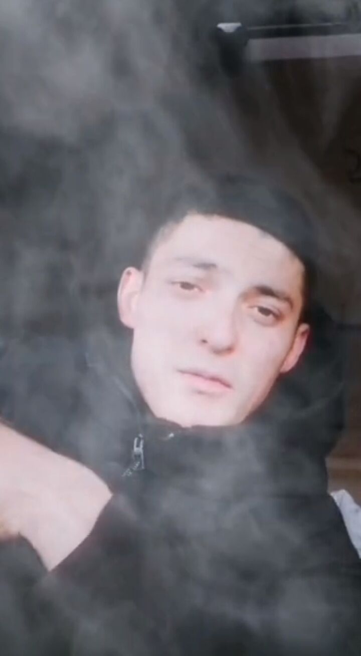  52840618  , 27 ,    