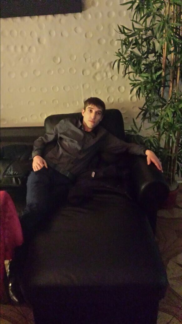  54672398  Arman, 32 ,    