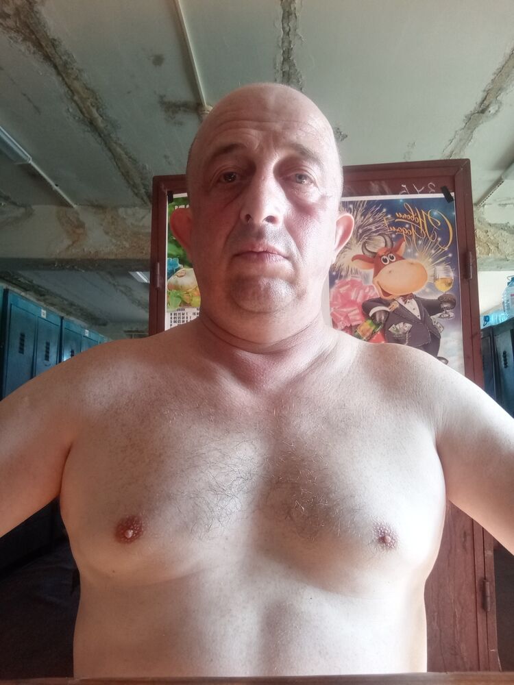  23056788  , 51 ,    