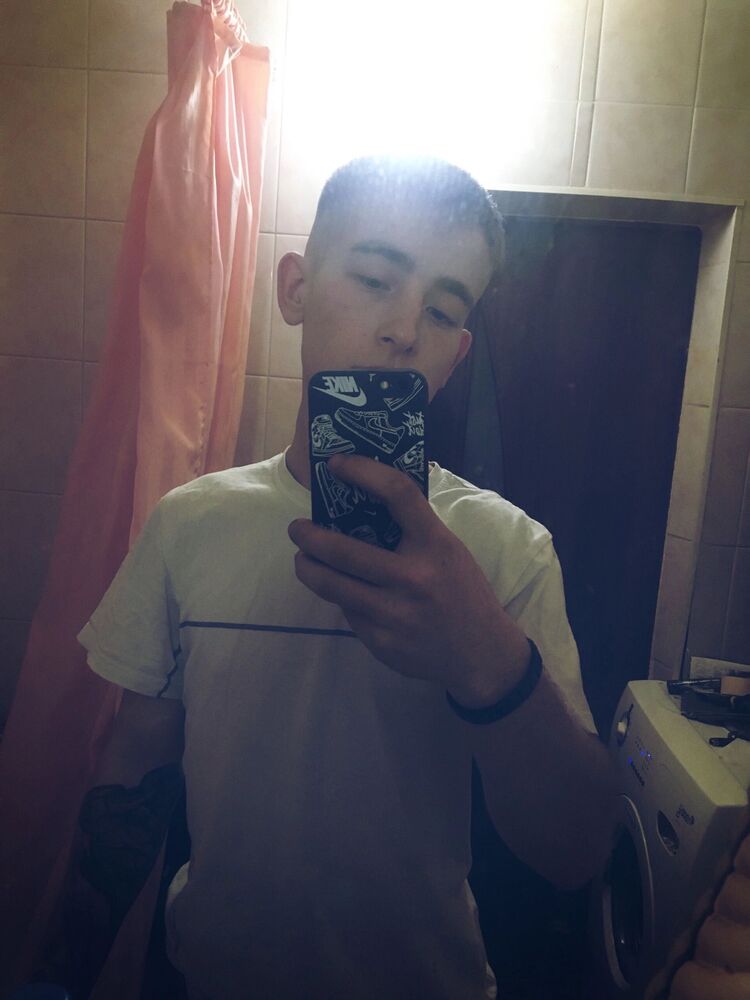  48115678  , 19 ,    