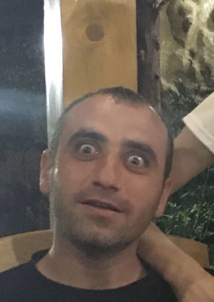  ,   ARTYOM, 37 ,   ,   