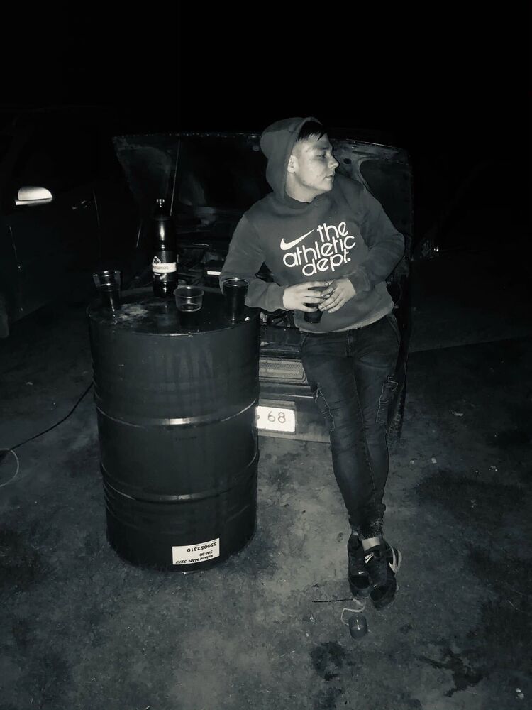  26120218  , 24 ,    
