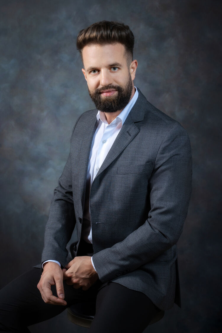  48822028  Pavel, 24 ,    Fontvieille