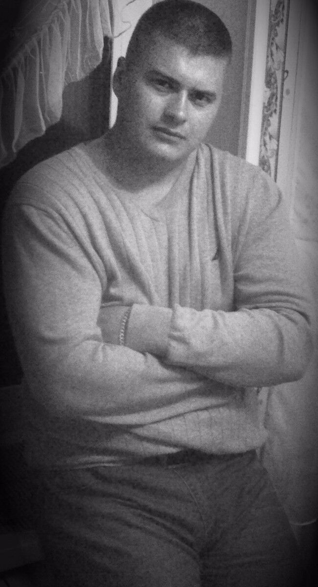 ,   Vladimir, 32 ,  