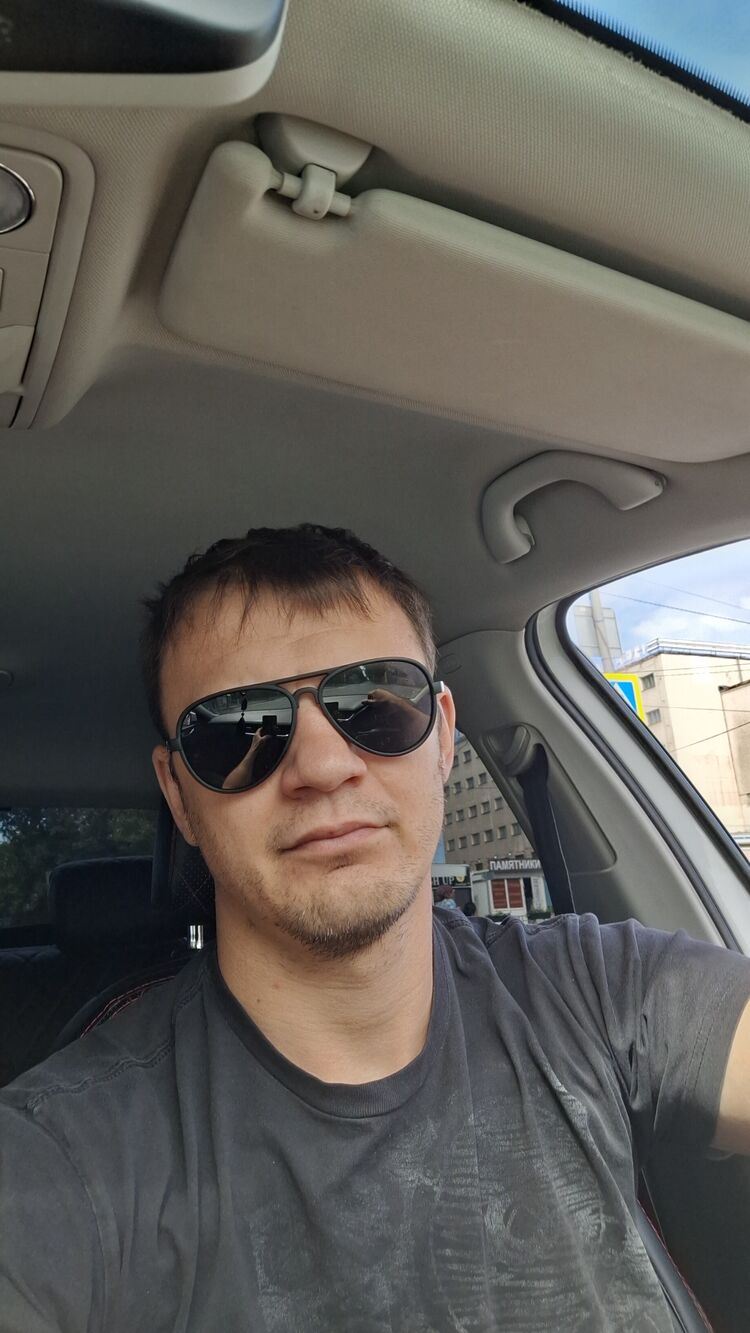  45203218  , 33 ,    