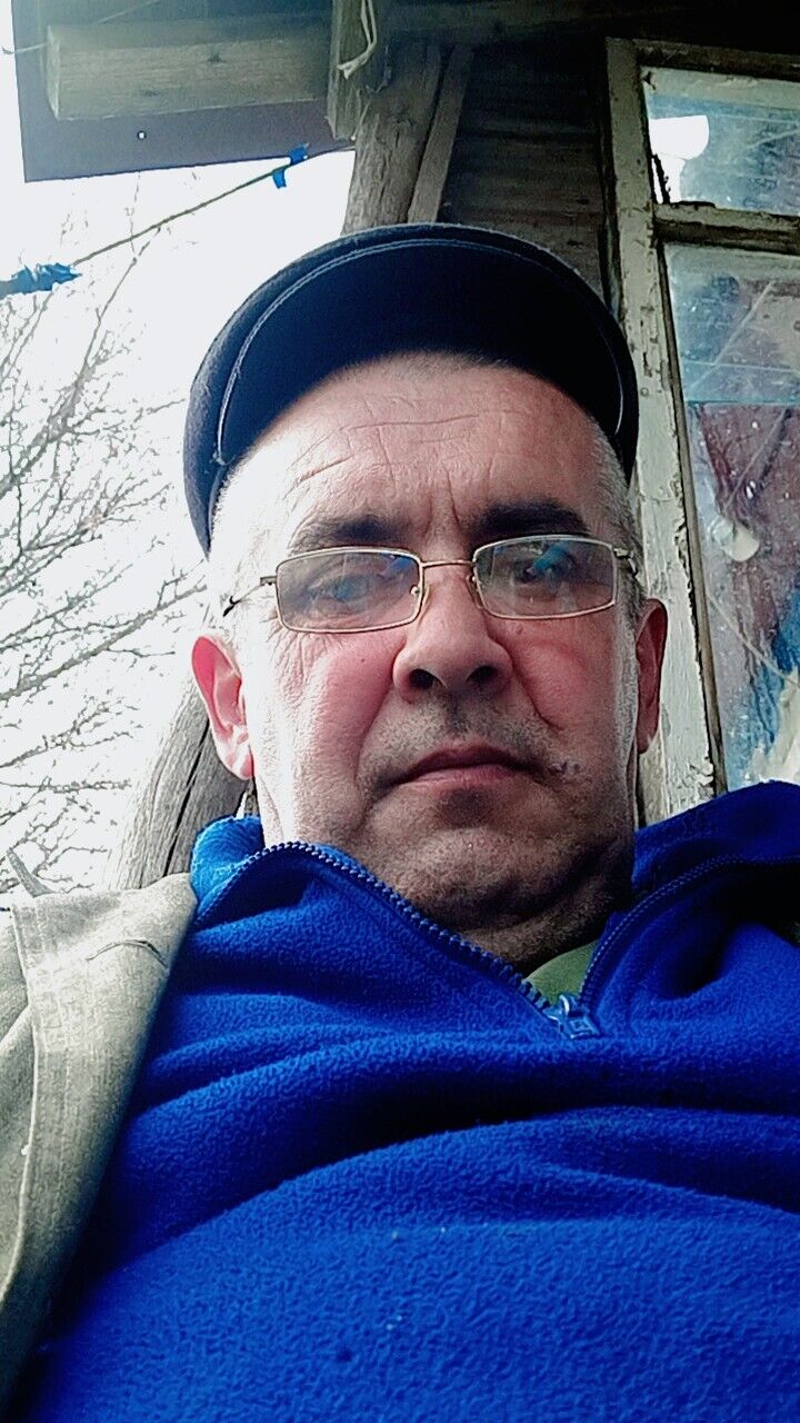  33827738  , 51 ,    