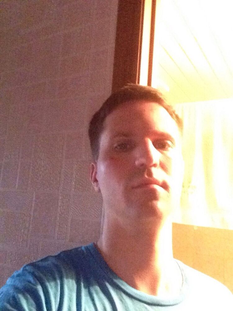  7674128  Pavel, 42 ,    