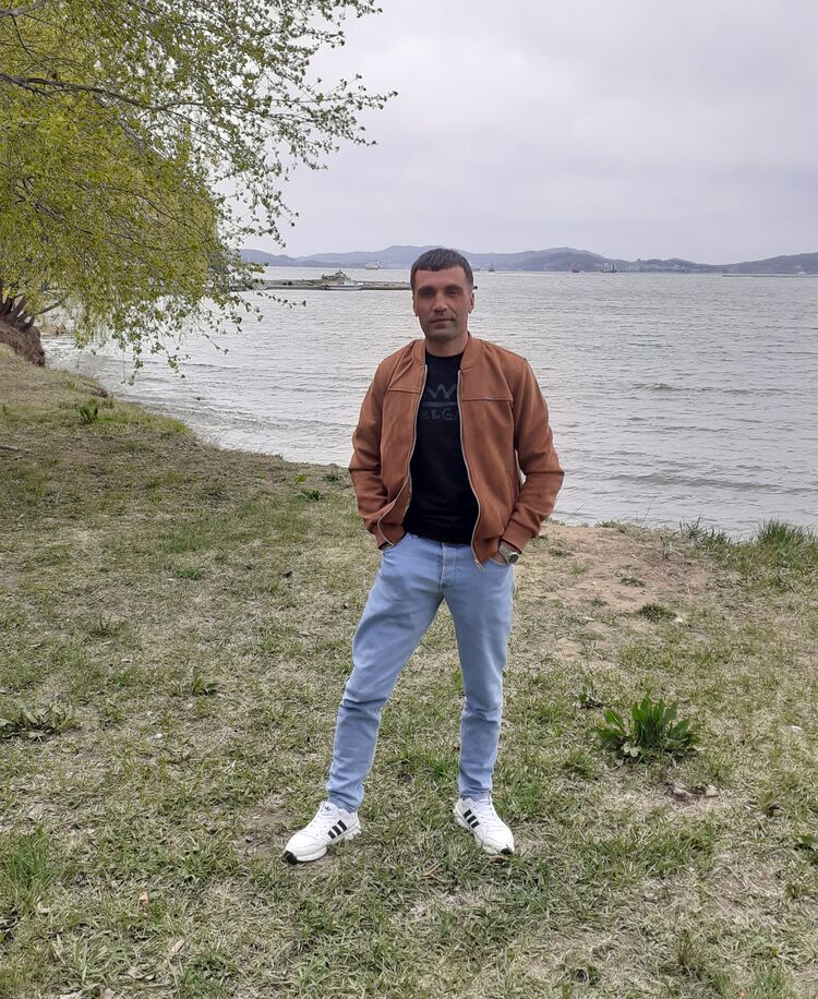  34456808  Artur, 33 ,    