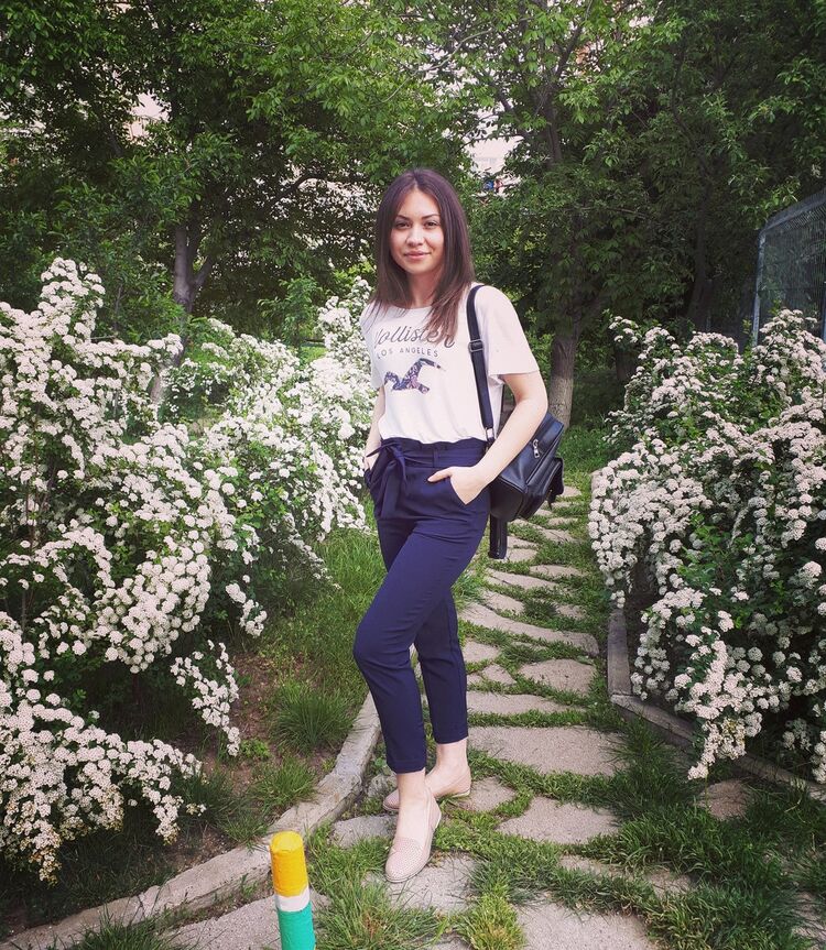  ,   Mihaela, 26 ,   ,   , c 