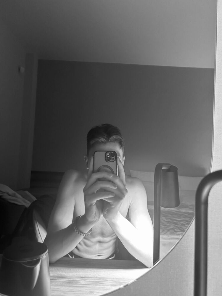  41322508  , 21 ,    