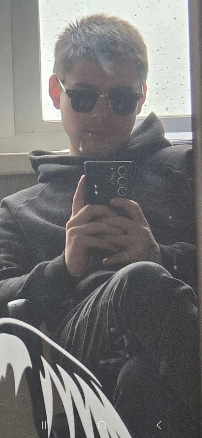  52768818  , 28 ,    