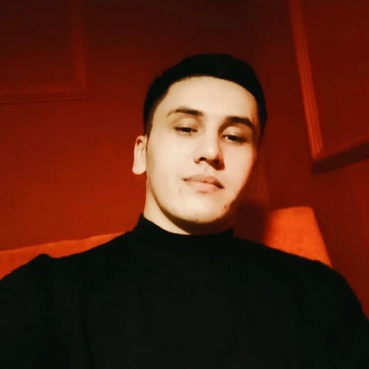  ,   Ali, 25 ,   