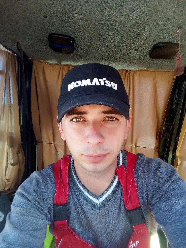  9352788  Dima, 36 ,    
