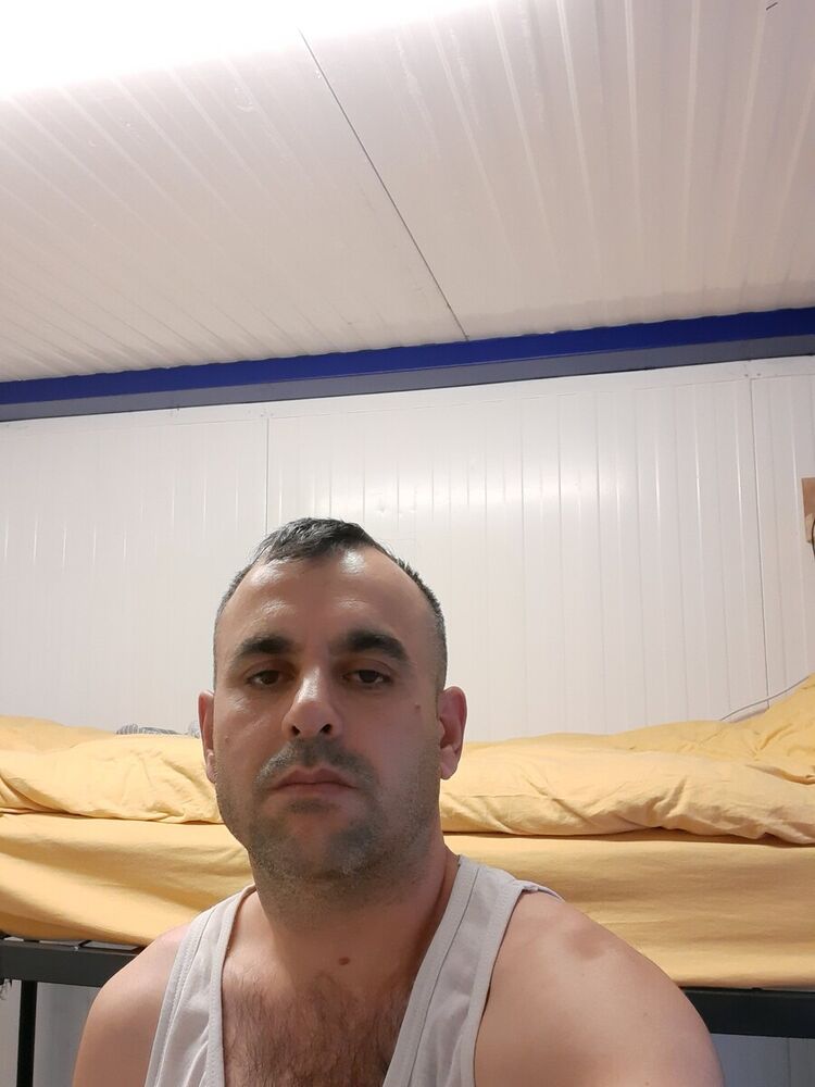  22158098  , 39 ,    