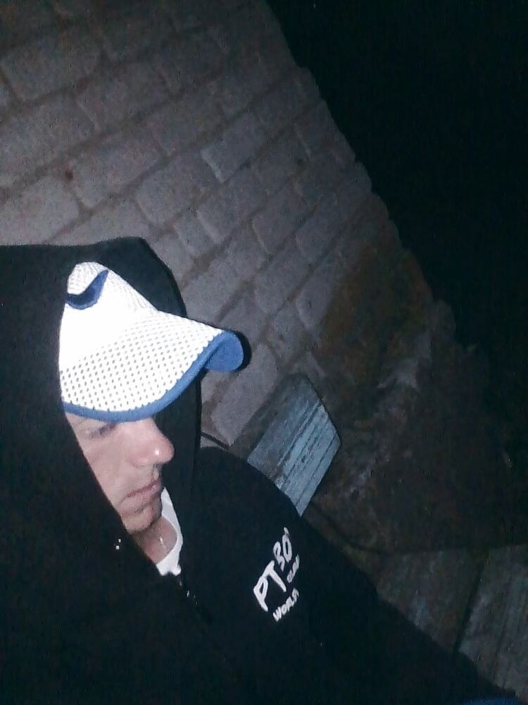  47052518  ϸ, 26 ,    