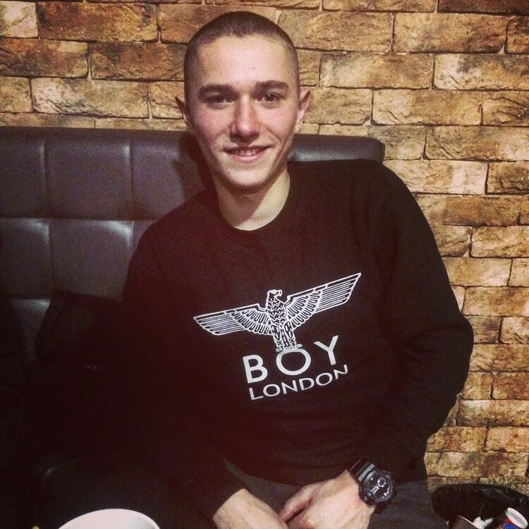  ,   PoseYDon, 24 ,   ,   , c 