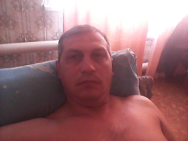  9584908  , 49 ,    