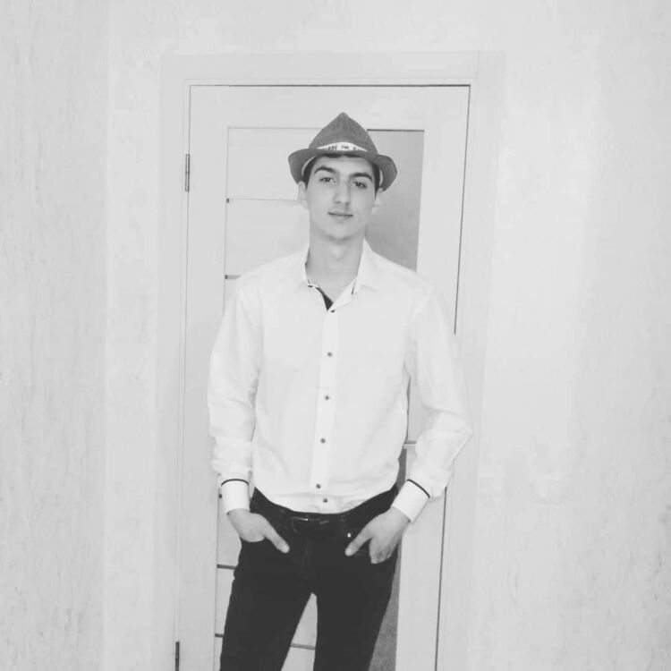  ,   Andrii, 27 ,   ,   
