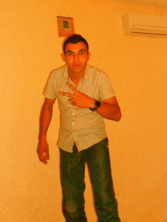  8457578  BEK, 33 ,    