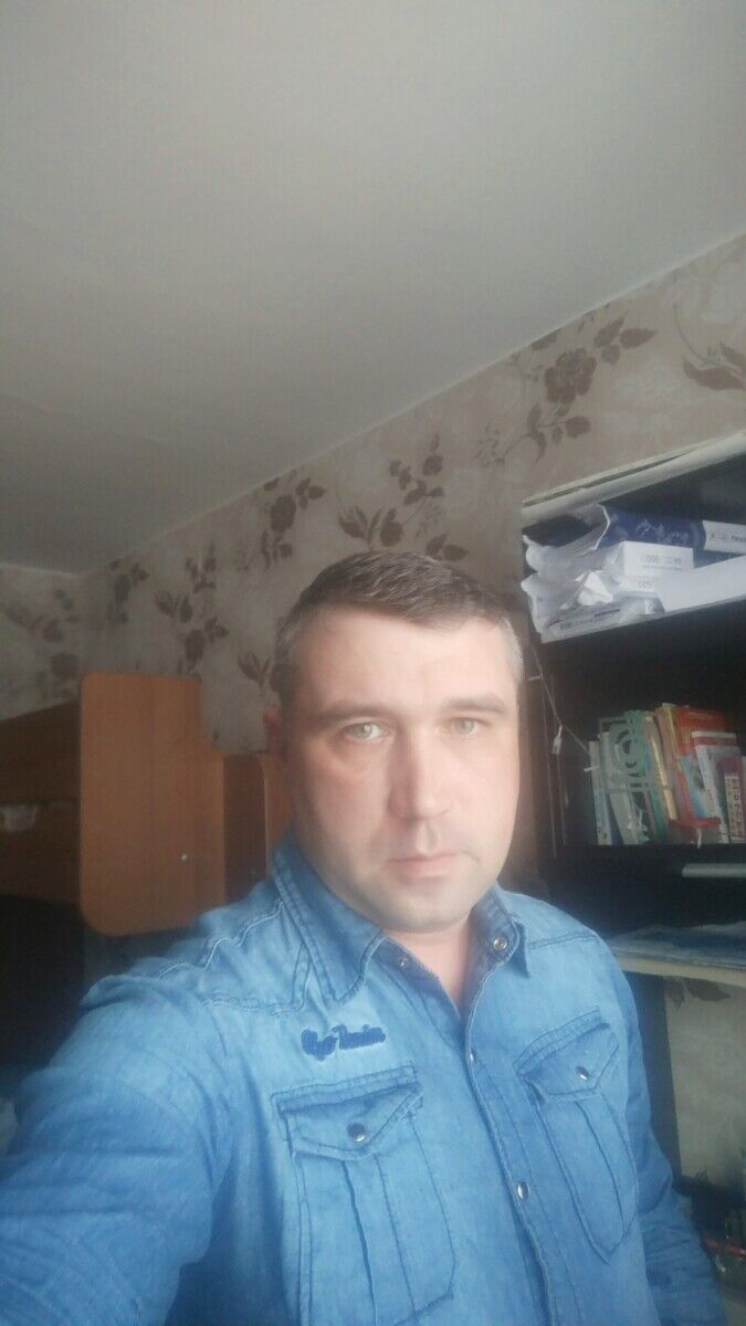  22029898  , 42 ,    