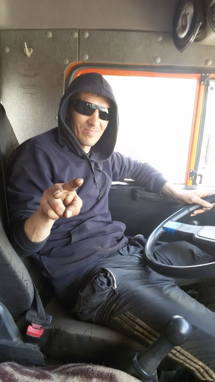  43939038  Andrey, 40 ,     