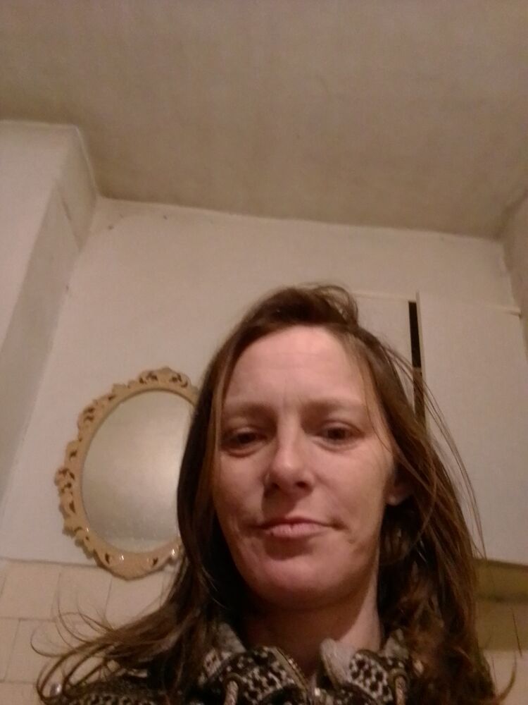  50128028  , 37 ,    