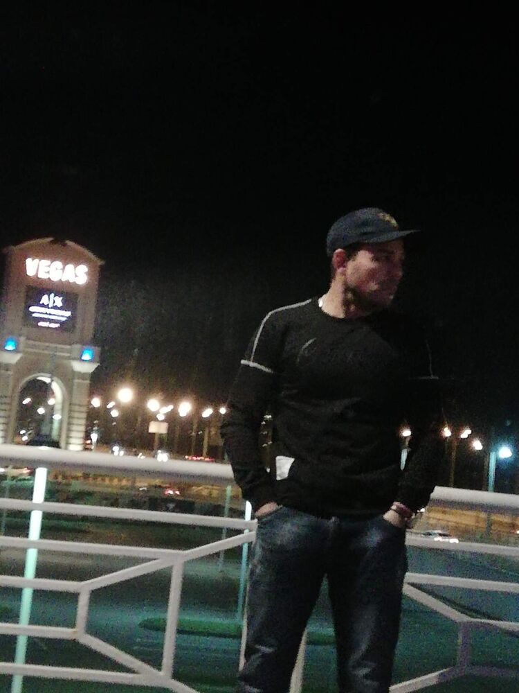  -,   Sadrik, 40 ,   ,   