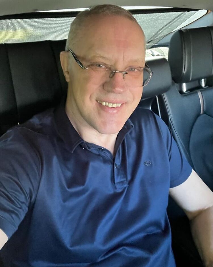  ,   Paul locke, 64 ,   ,   