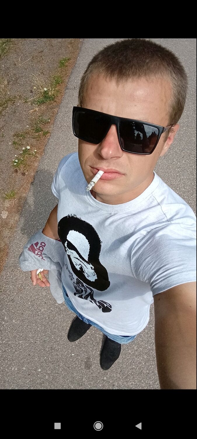  AEkaeslompolo,   Misha, 31 ,   ,   , 
