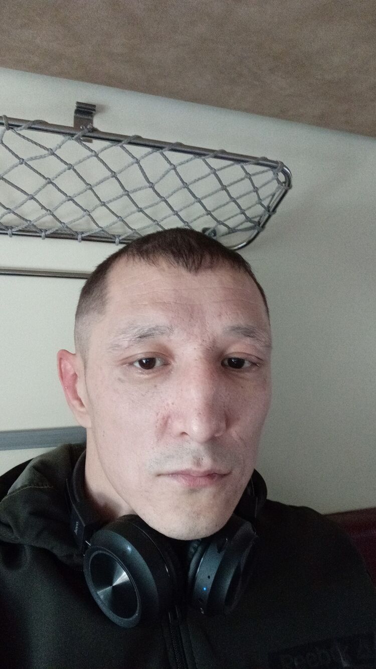  27622428  , 37 ,    