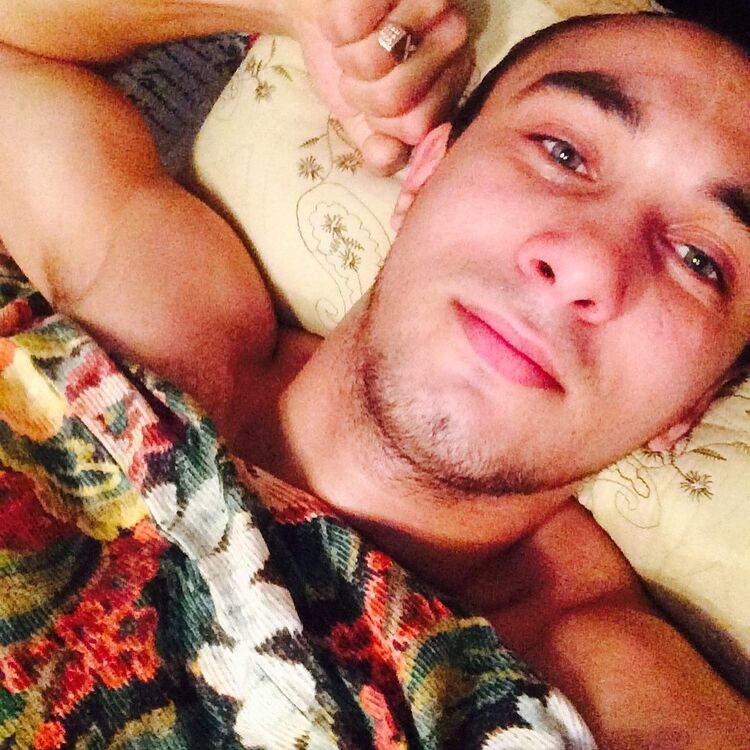 ���� 8841428 ������� �����, 32 ����, ���� ���������� � ������������