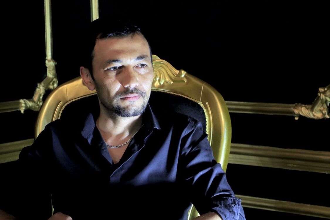  12197438  Mustafo, 38 ,    