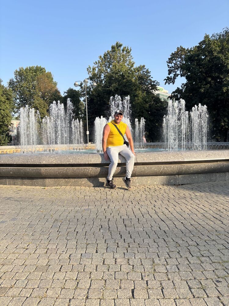  52984638  , 38 ,    