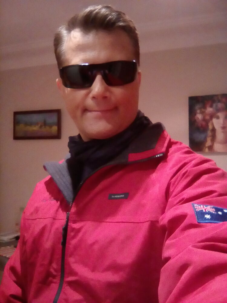  31083548  , 39 ,    