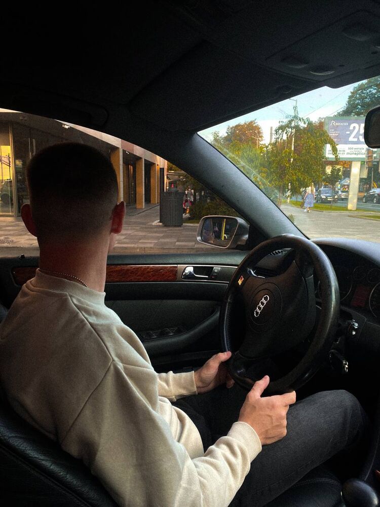  44143248  Sergey, 29 ,    
