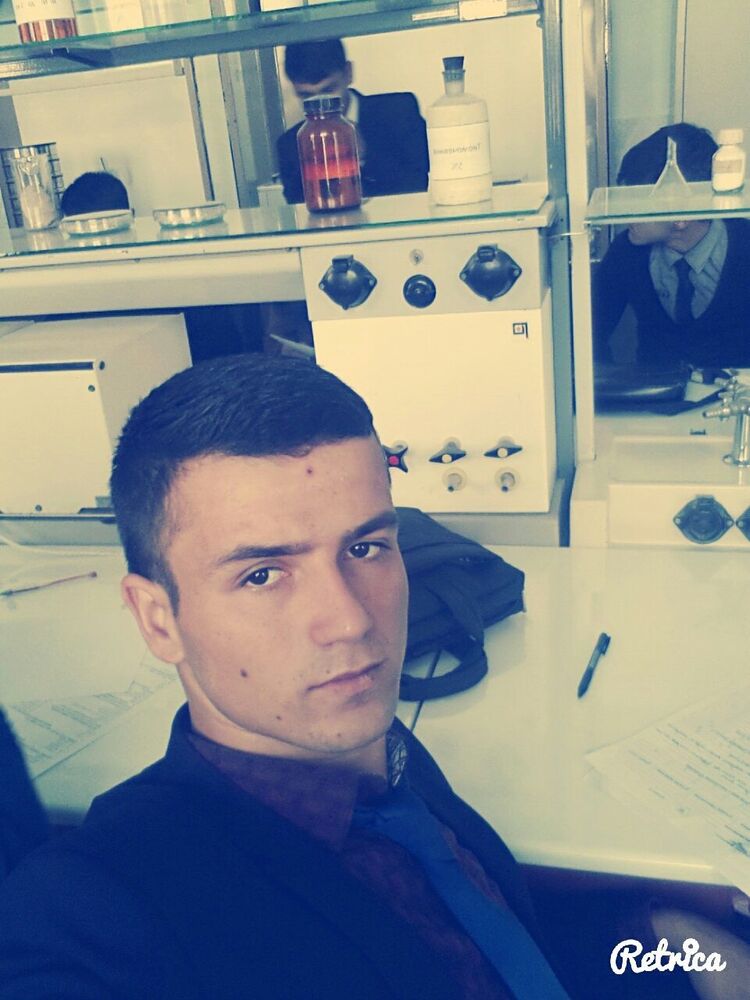  49026868  , 32 ,    