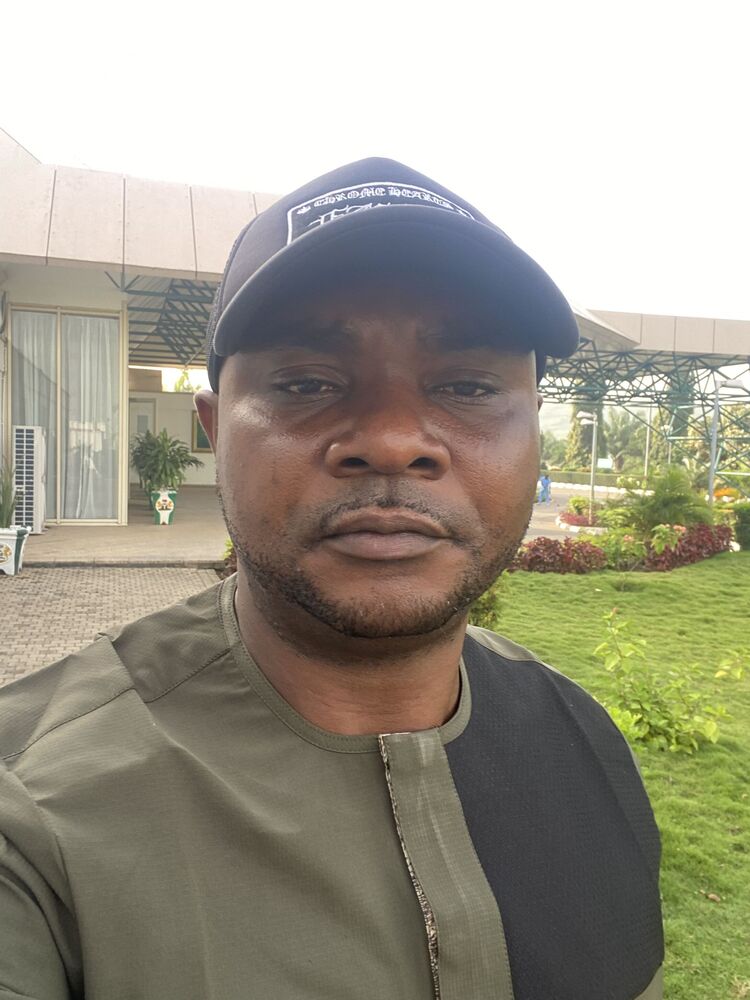  Lagos,   PeterEkong, 41 ,   ,   