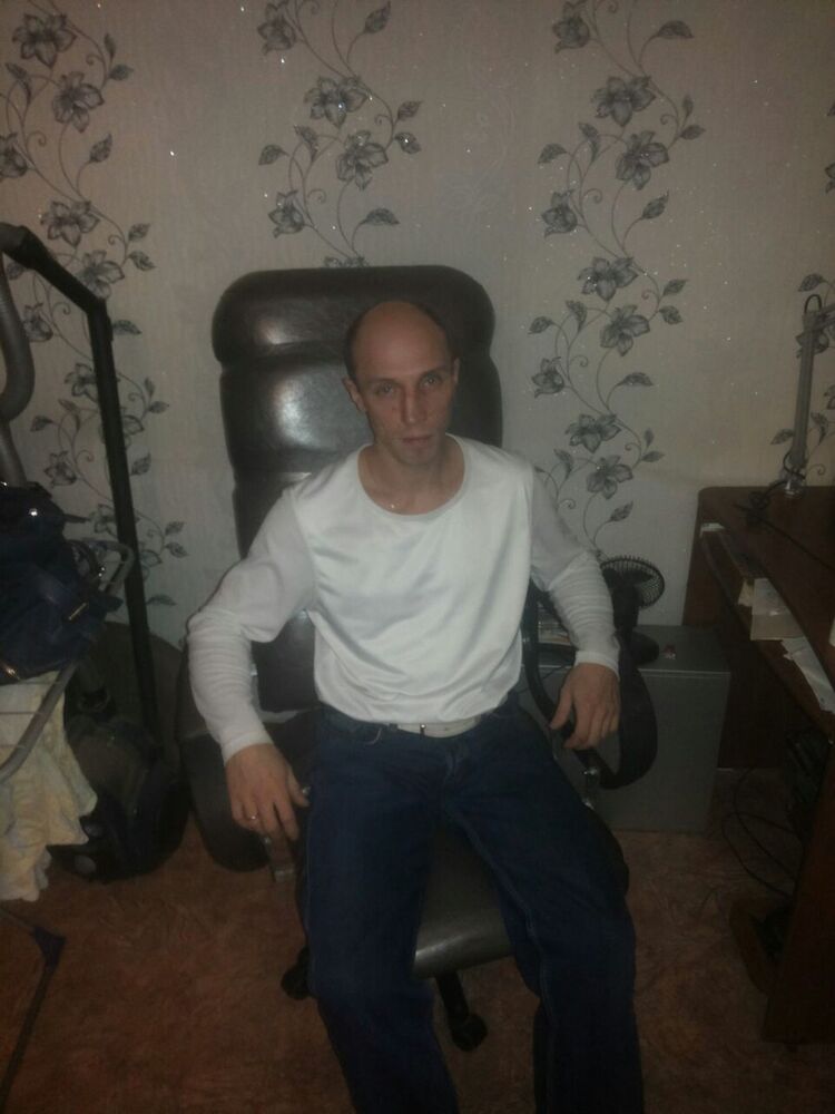  8995988  , 44 ,    