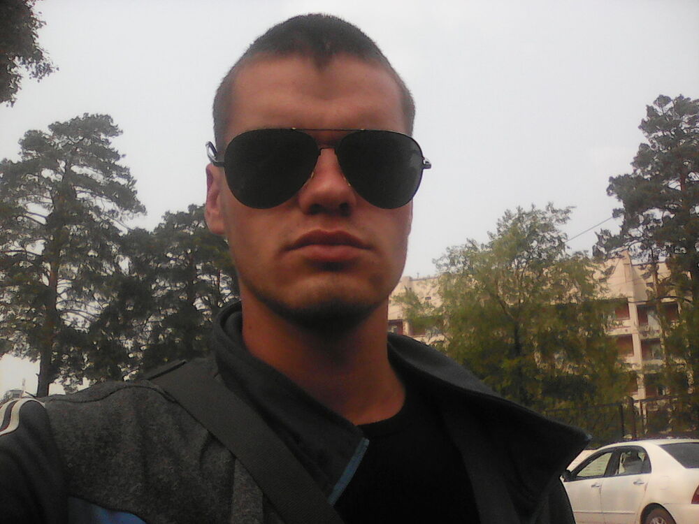  10201828  Sergo, 27 ,    