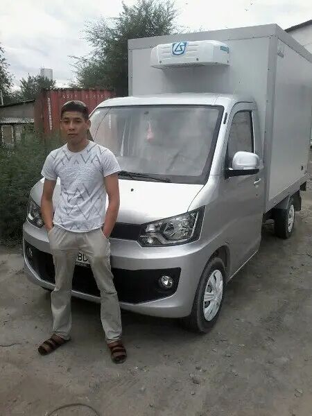  33295148  Ali, 32 ,    